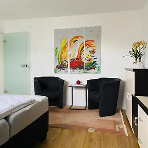 1og Apartment
