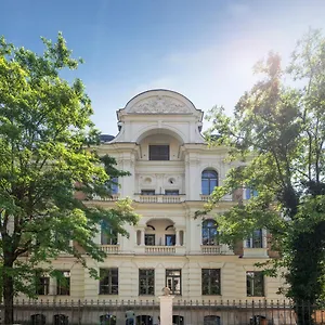 Hotel Uhland, Munich