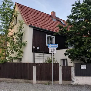 Pohle-priske Apartment